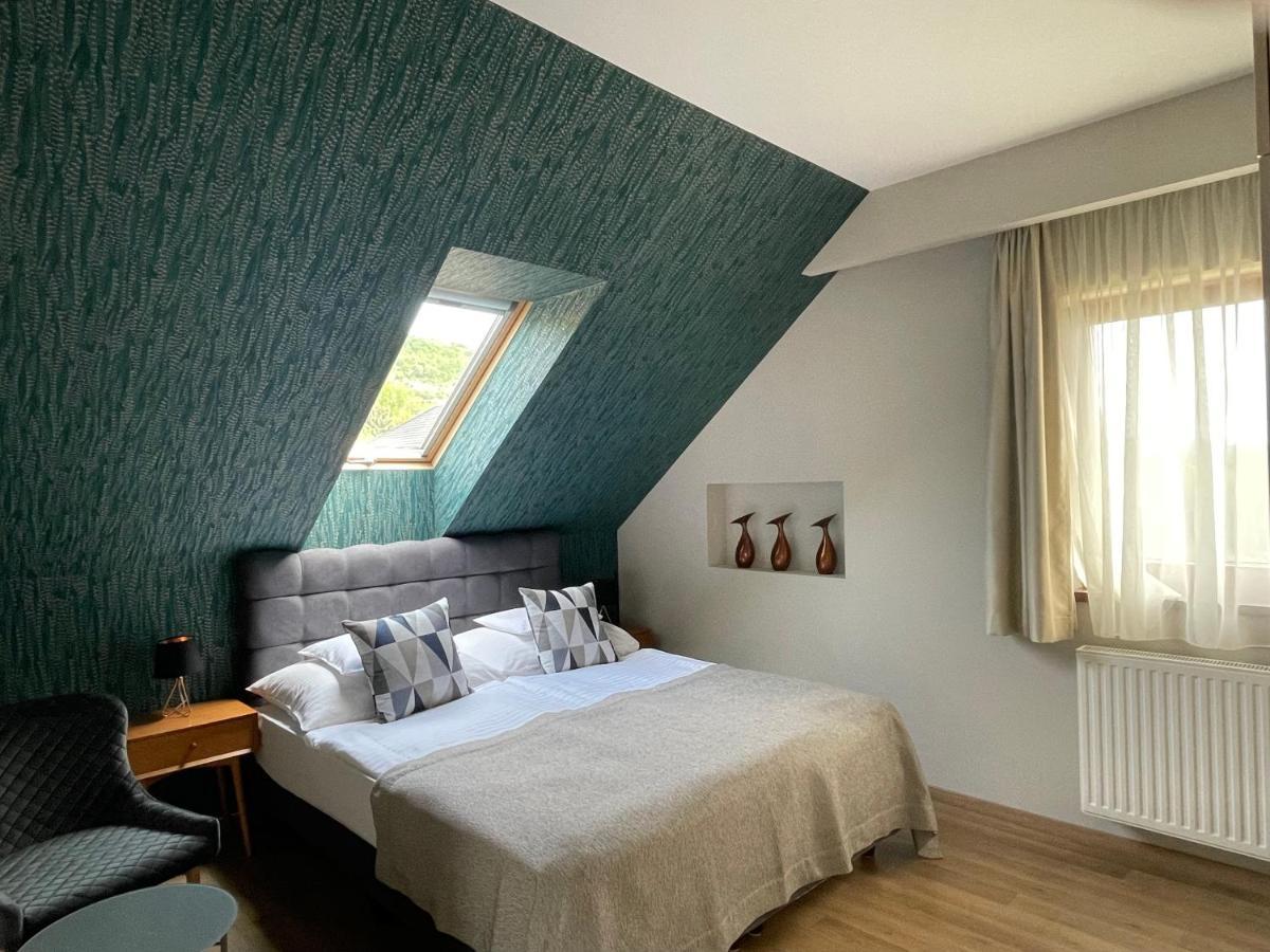 Panorama Apartmanhaz Balatonfured Exterior photo